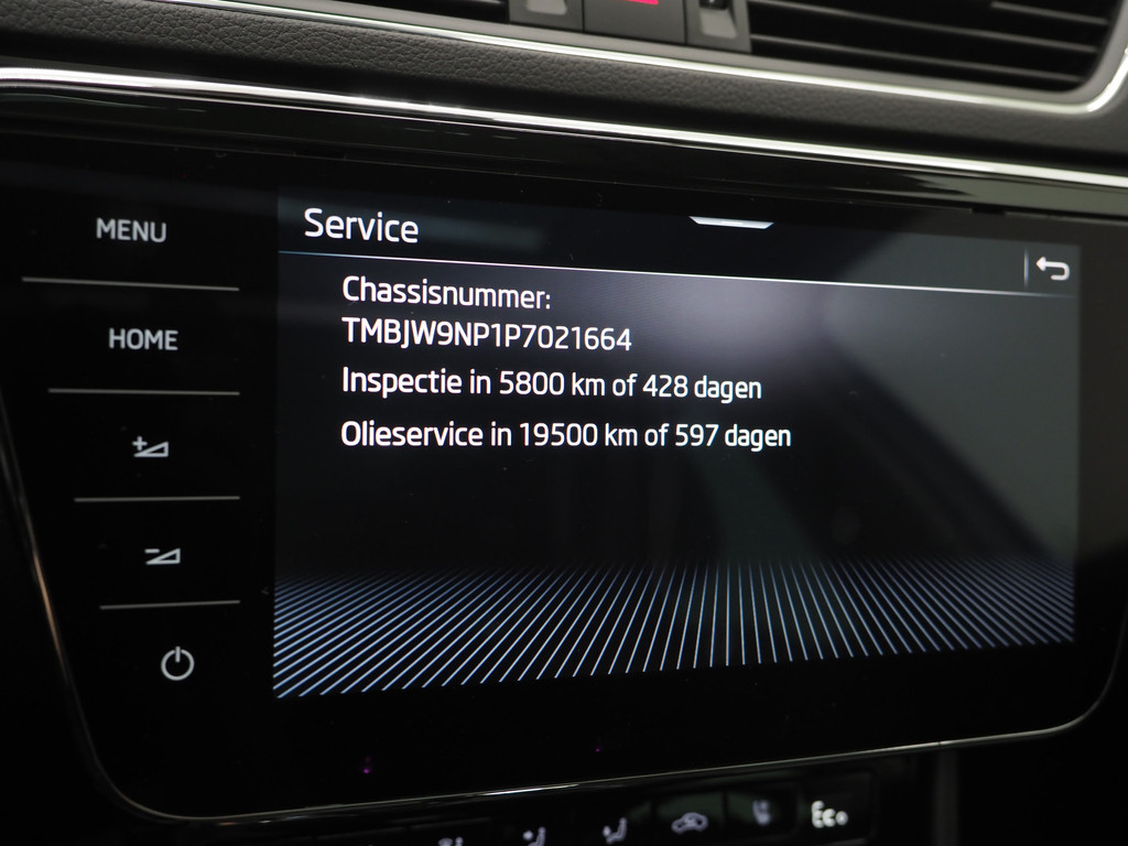 Škoda Superb Combi 1.4 TSI iV Laurin & Klement 79