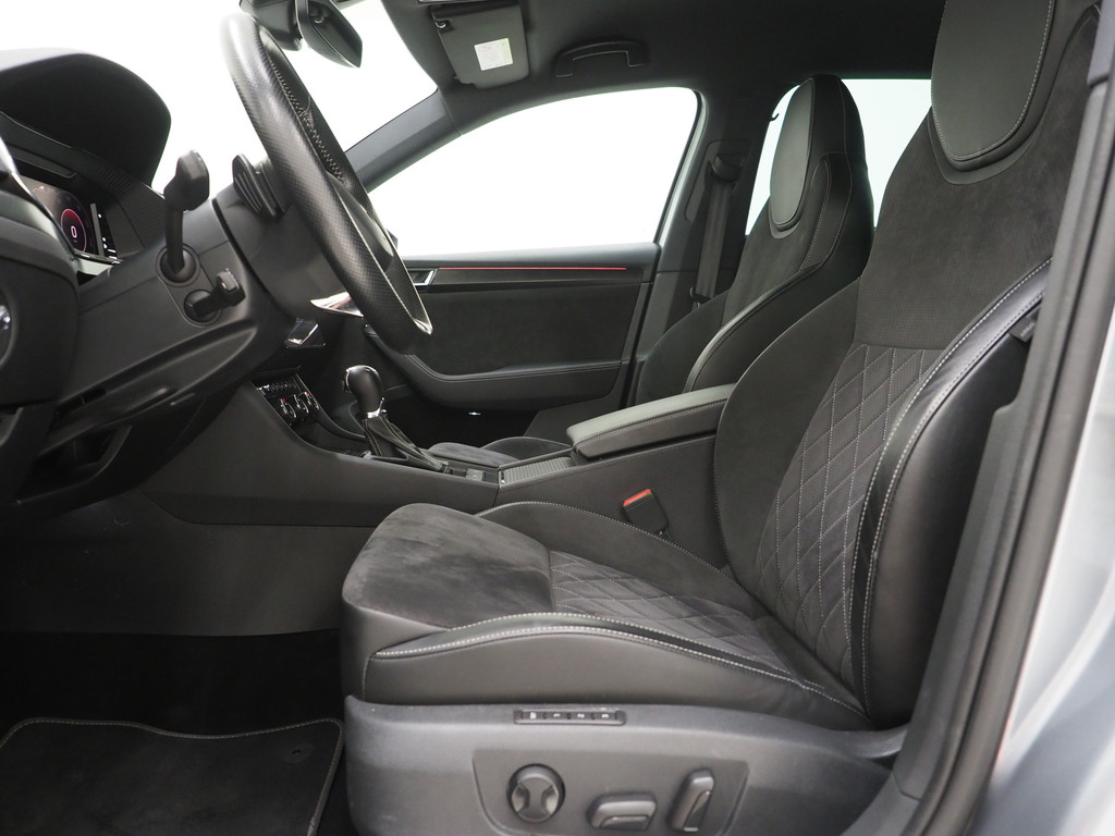 Škoda Superb Combi 1.4 TSI iV Sportline 16
