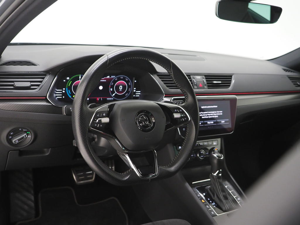 Škoda Superb Combi 1.4 TSI iV Sportline 60