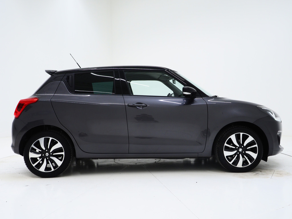 Suzuki Swift 1.0 Style Smart Hybrid 11