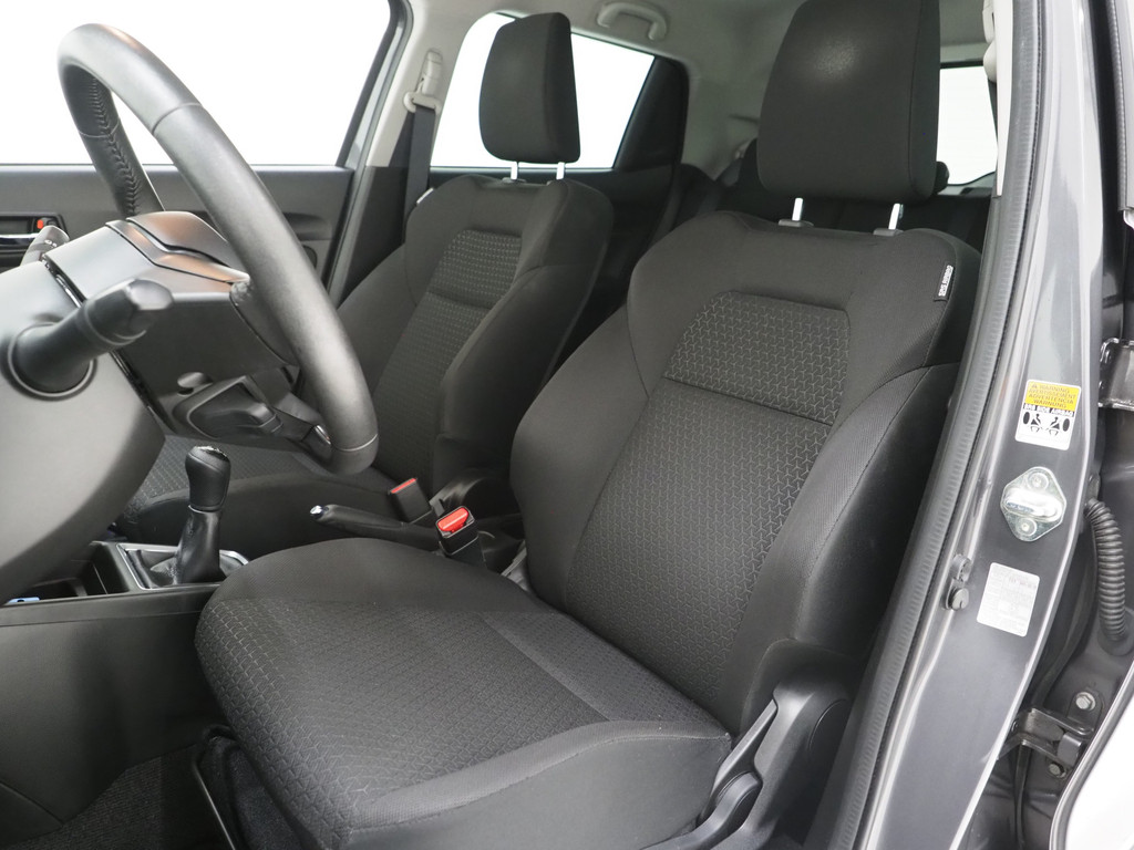Suzuki Swift 1.0 Style Smart Hybrid 3