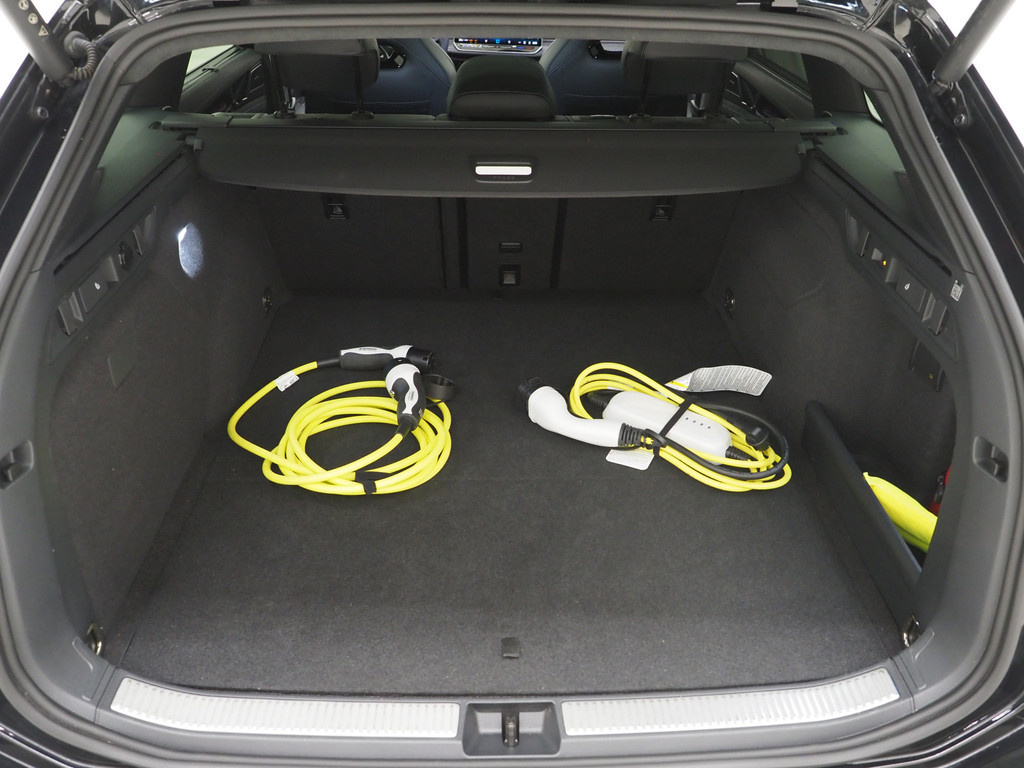 Volkswagen Passat Variant 1.5 eHybrid R-Line 45