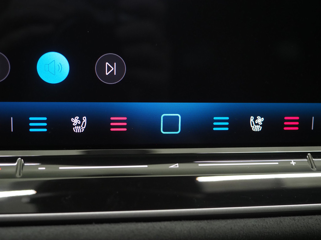 Volkswagen Passat Variant 1.5 eHybrid R-Line 79