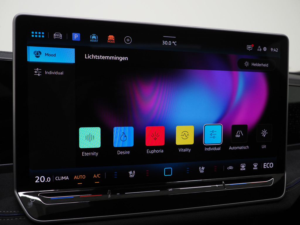 Volkswagen Passat Variant 1.5 eHybrid R-Line 84