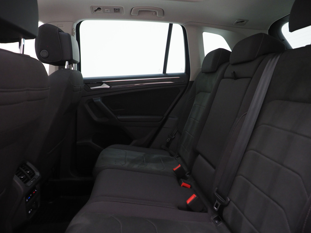 Volkswagen Tiguan 1.4 TSI eHybrid Elegance 38
