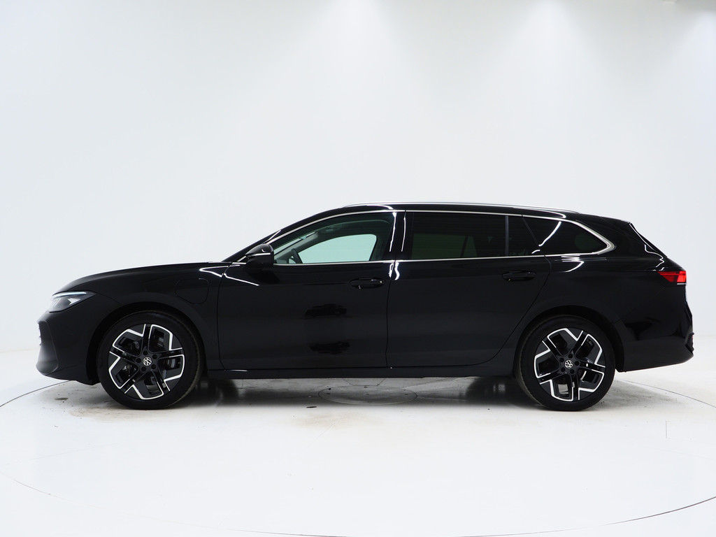 Volkswagen Passat Variant 1.5 eHybrid 204PK 1