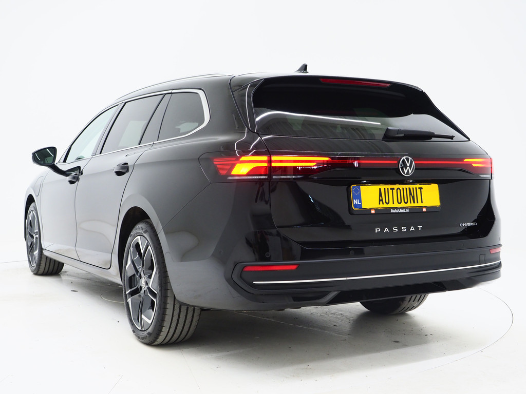 Volkswagen Passat Variant 1.5 eHybrid 204PK 2