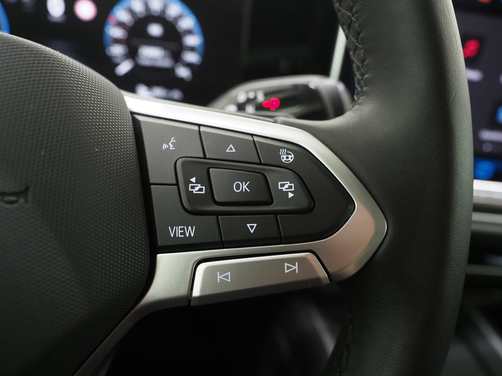 Volkswagen Passat Variant 1.5 eHybrid 204PK 24