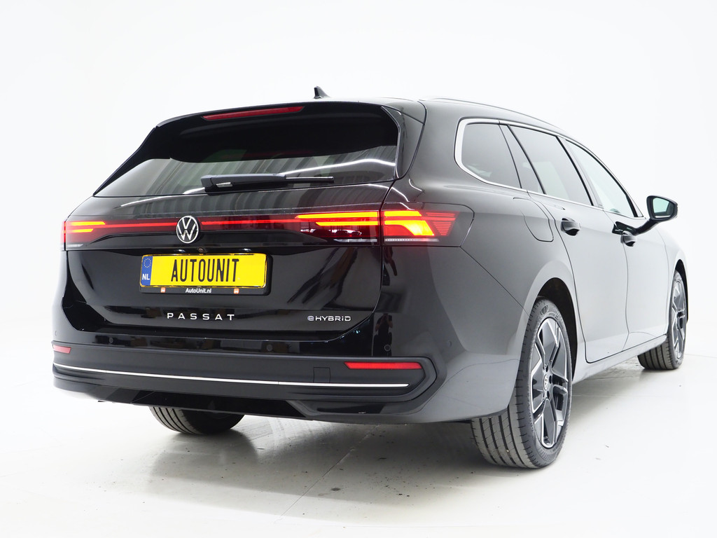 Volkswagen Passat Variant 1.5 eHybrid 204PK 8