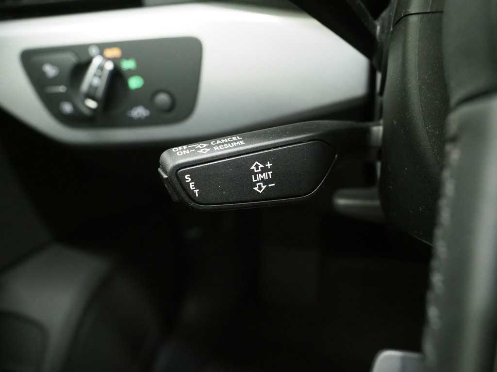 Audi A4 Avant 45 TFSI quattro Hybrid 19