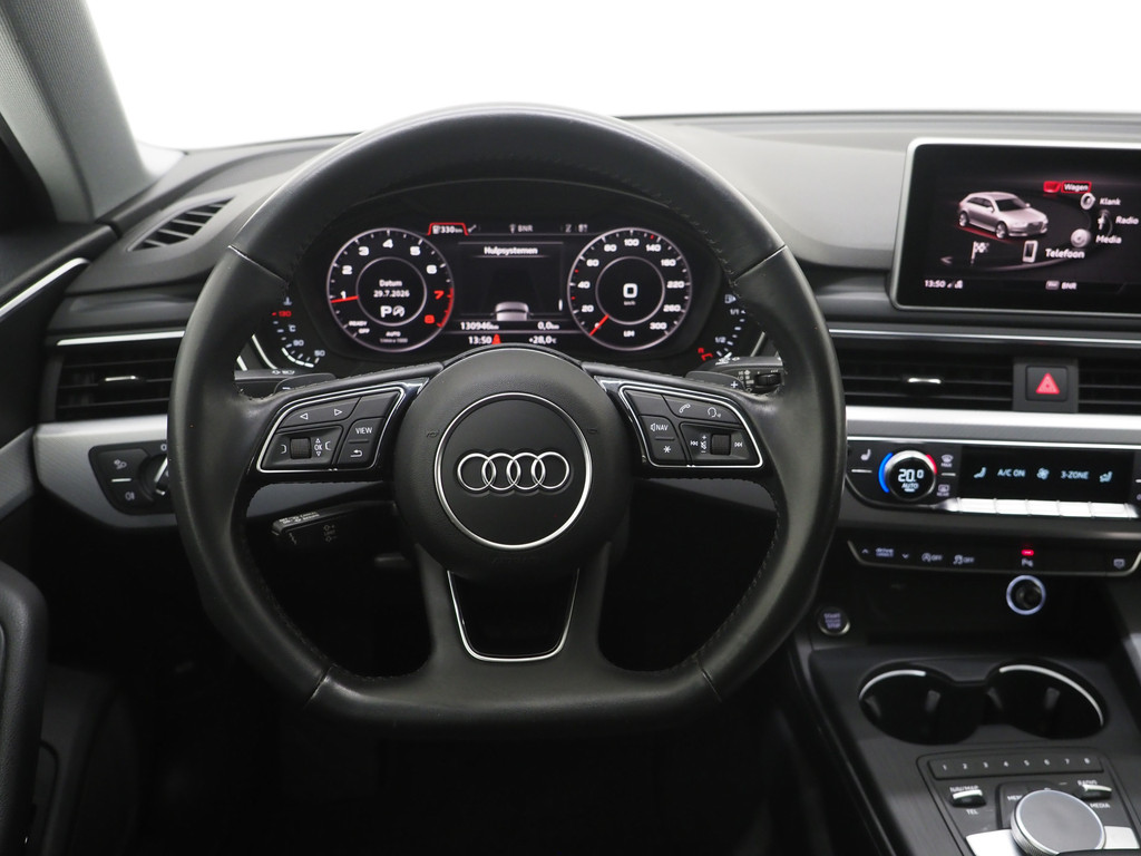 Audi A4 Avant 45 TFSI quattro Hybrid 33