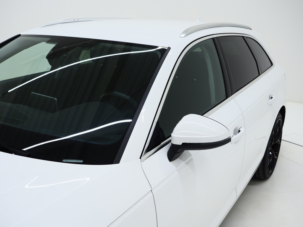 Audi A4 Avant 45 TFSI quattro Hybrid 49