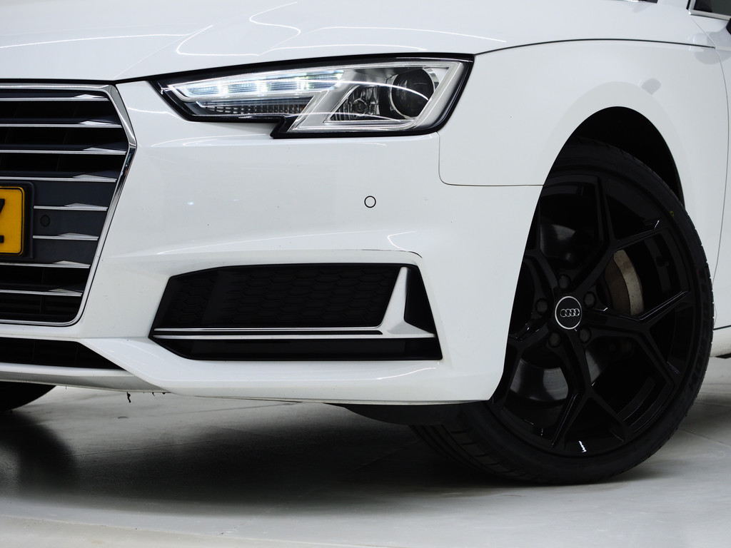 Audi A4 Avant 45 TFSI quattro Hybrid 5
