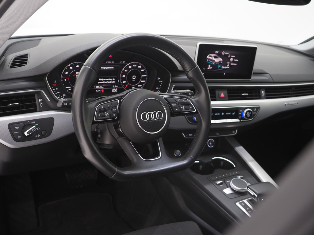 Audi A4 Avant 45 TFSI quattro Hybrid 52