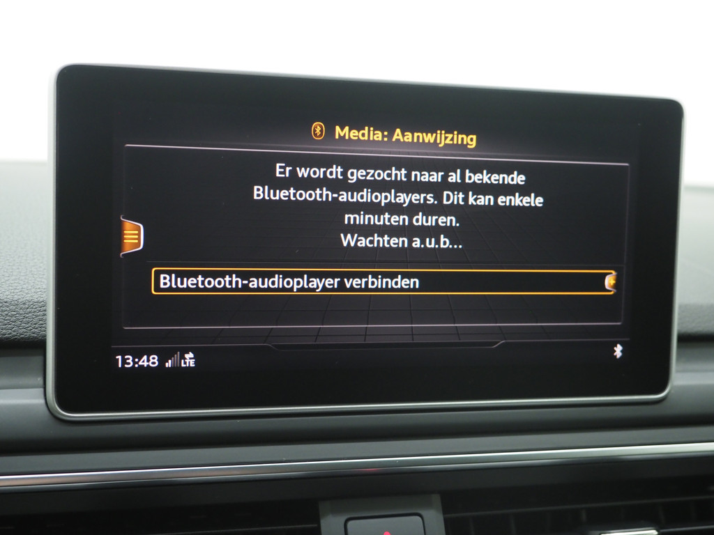 Audi A4 Avant 45 TFSI quattro Hybrid 63