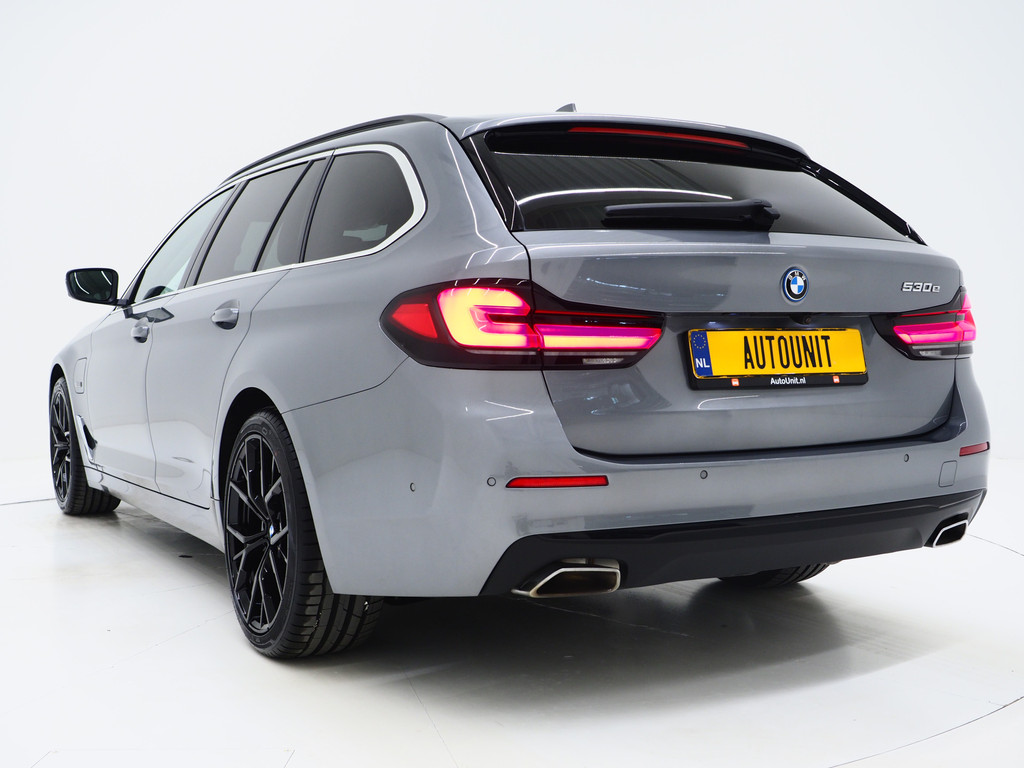 BMW 5 Serie Touring 530e 2