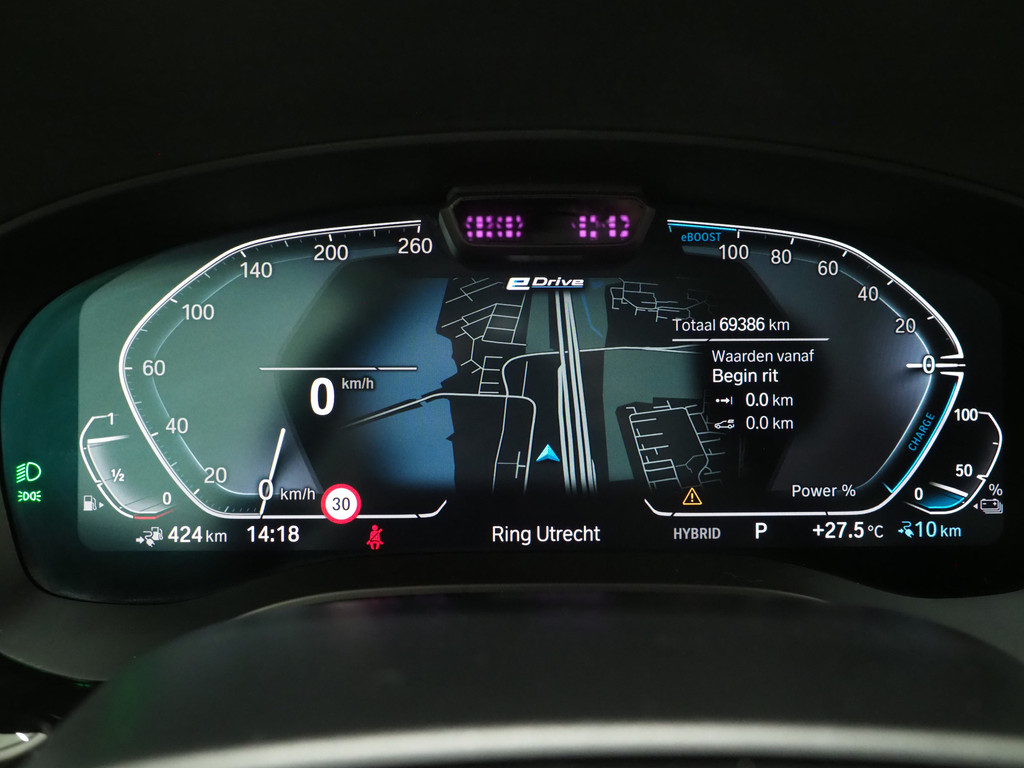 BMW 5 Serie Touring 530e 22