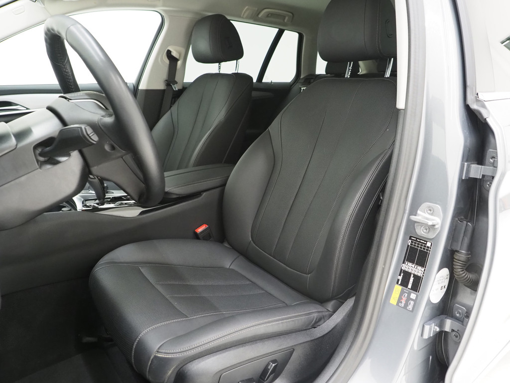 BMW 5 Serie Touring 530e 3