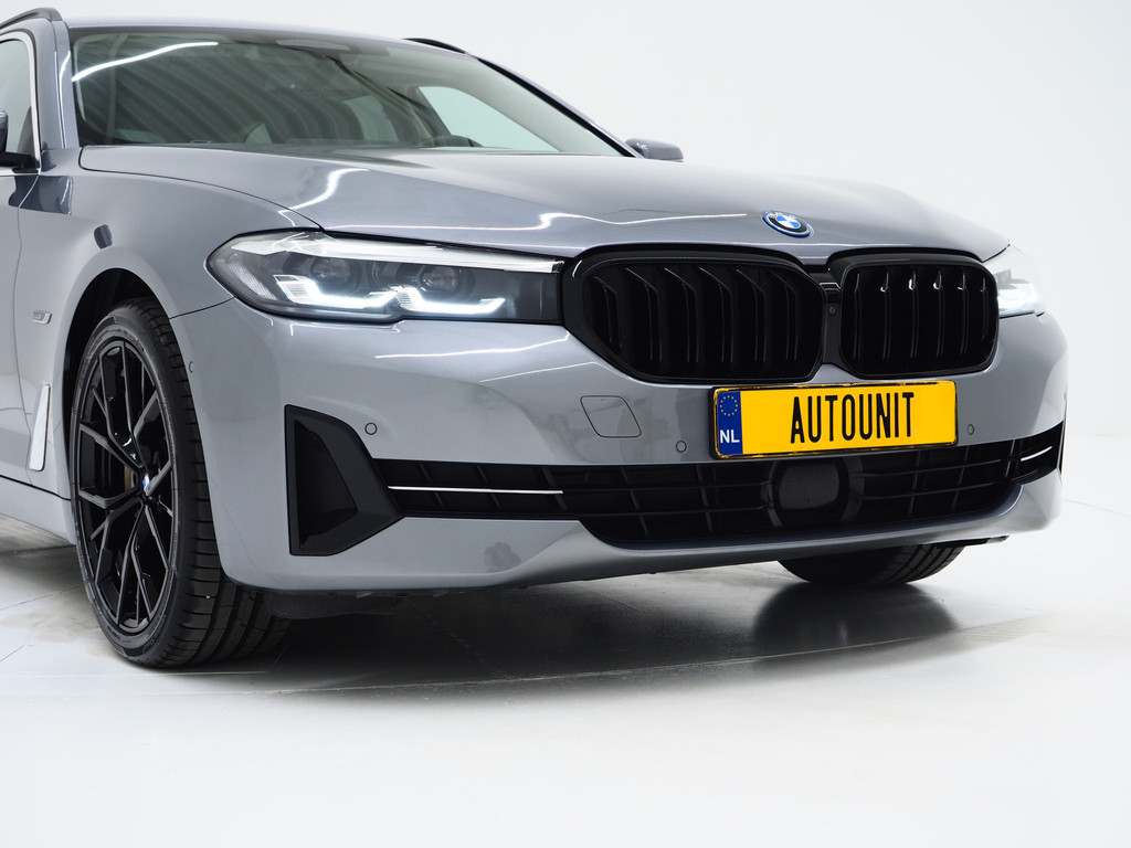 BMW 5 Serie Touring 530e 49