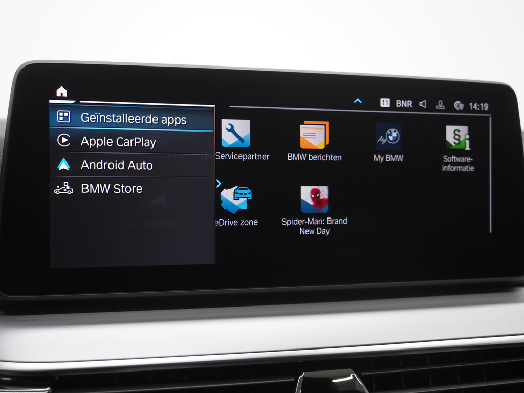 BMW 5 Serie Touring 530e 64
