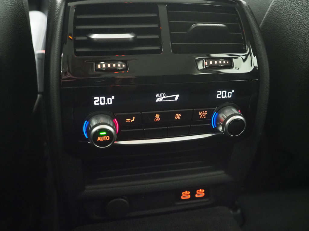 BMW 5 Serie Touring 530e 69