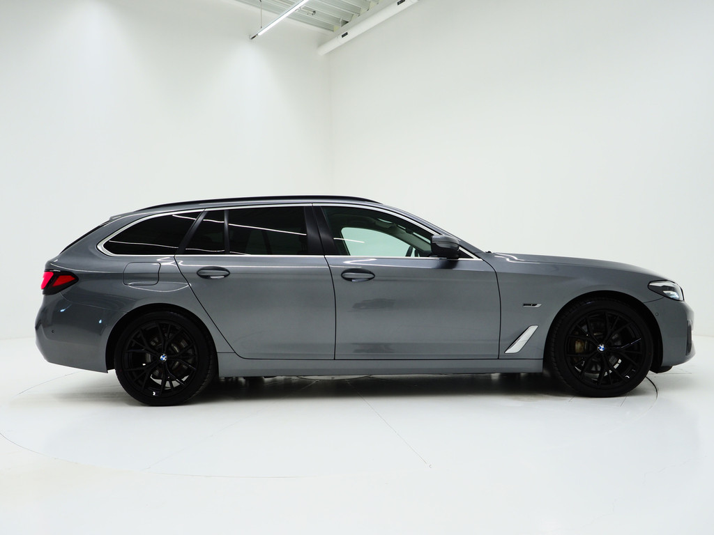 BMW 5 Serie Touring 530e 9