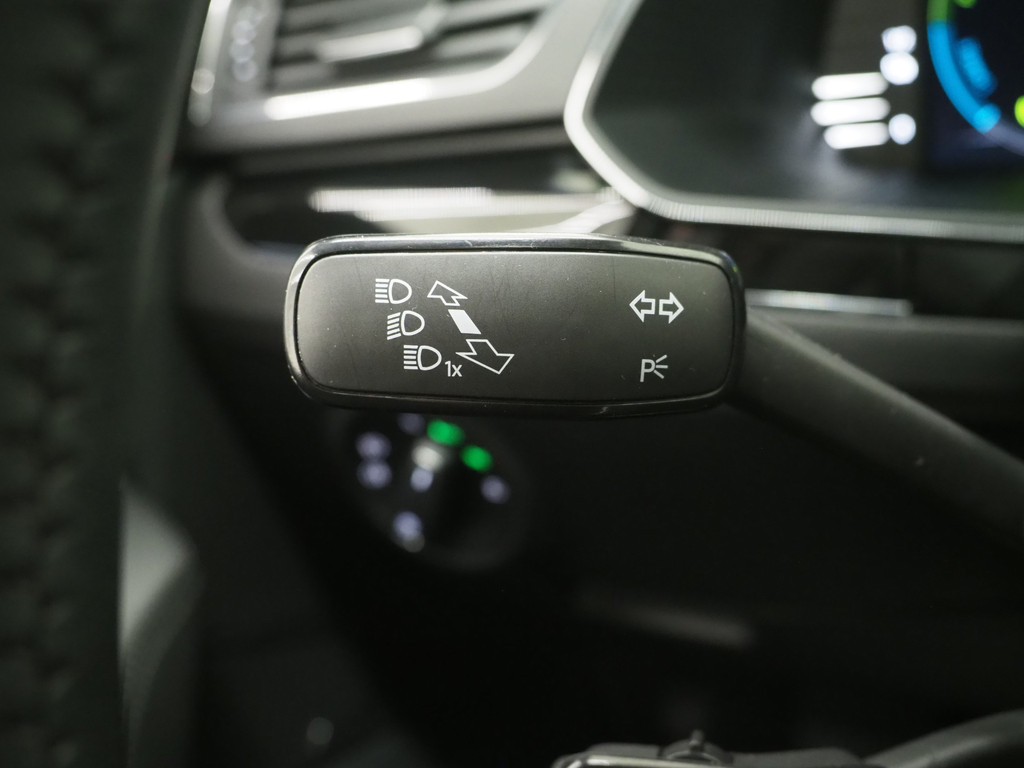 Škoda Superb Combi 1.4 TSI iV Laurin & Klement 22