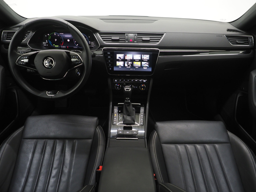 Škoda Superb Combi 1.4 TSI iV Laurin & Klement 4