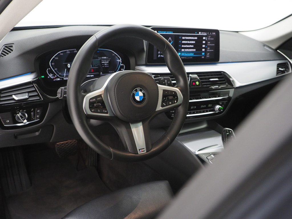 BMW 5 Serie Touring 530e 15