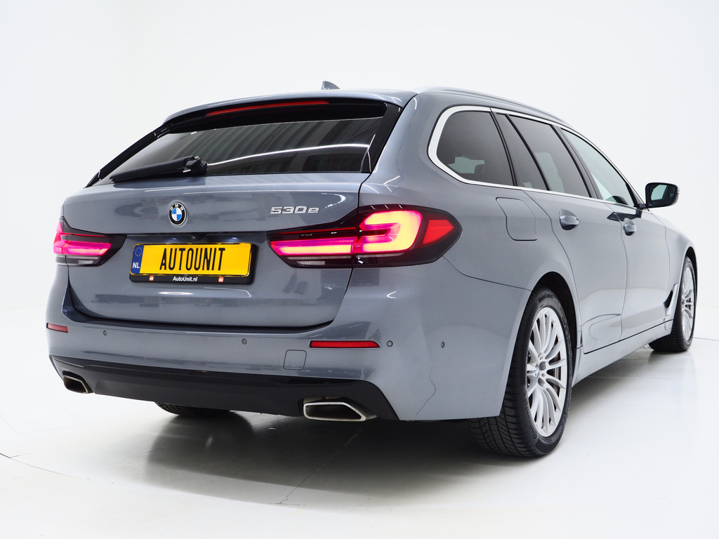 BMW 5 Serie Touring 530e 46