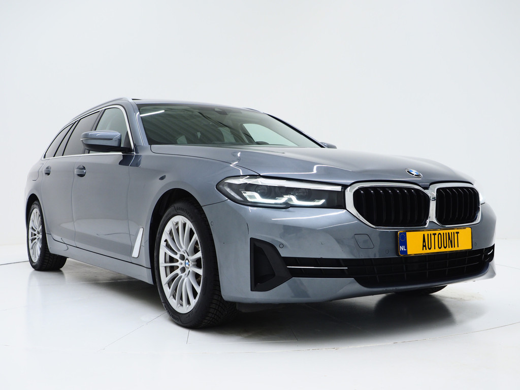 BMW 5 Serie Touring 530e 48