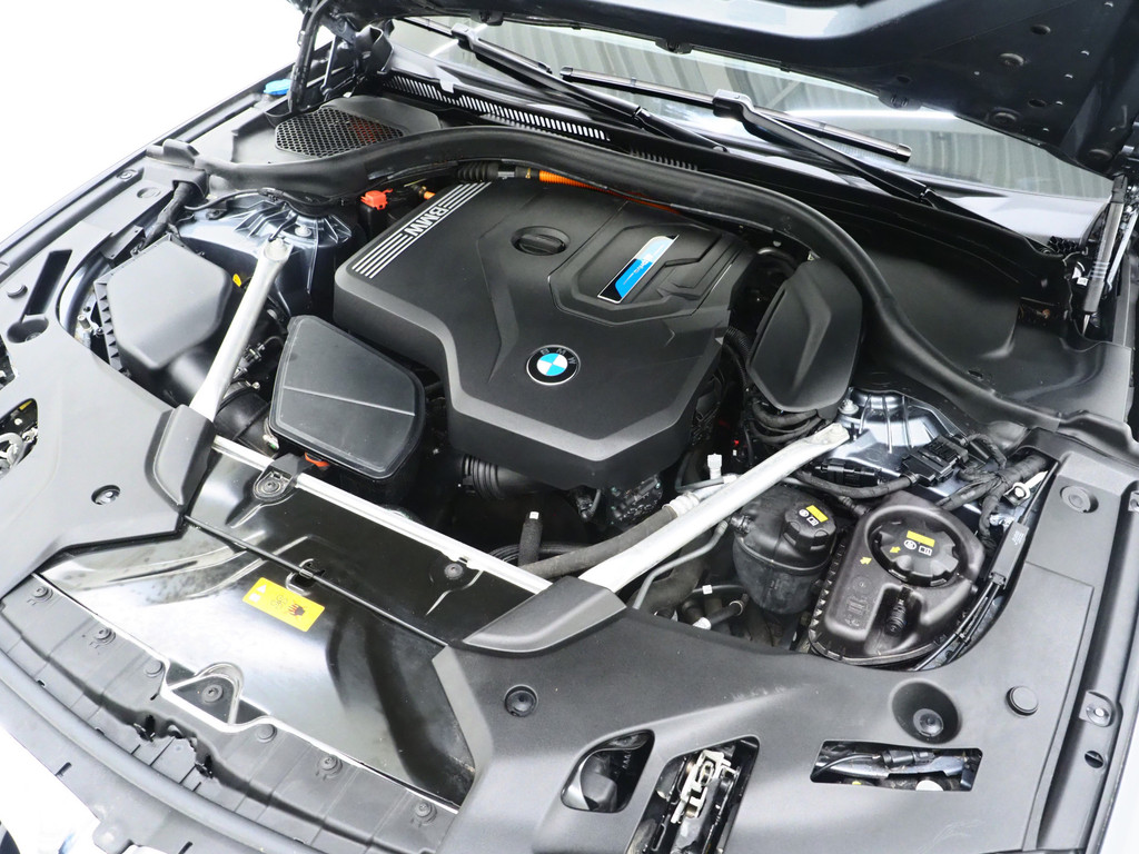 BMW 5 Serie Touring 530e 7