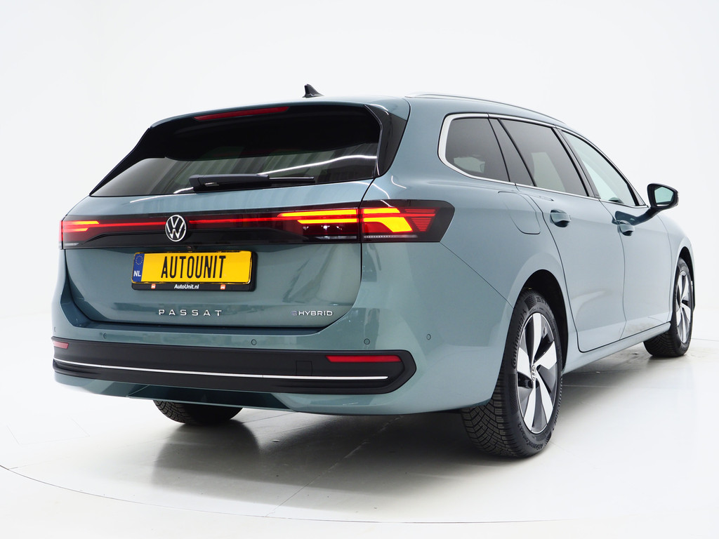 Volkswagen Passat Variant 1.5 eHybrid 204PK 56