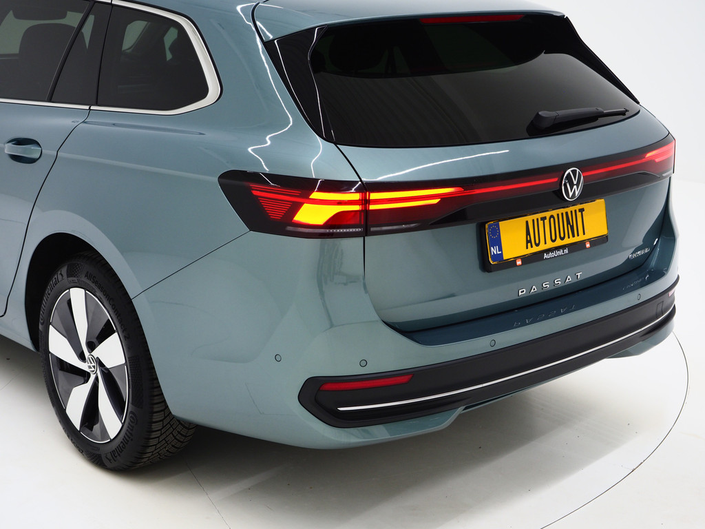 Volkswagen Passat Variant 1.5 eHybrid 204PK 61