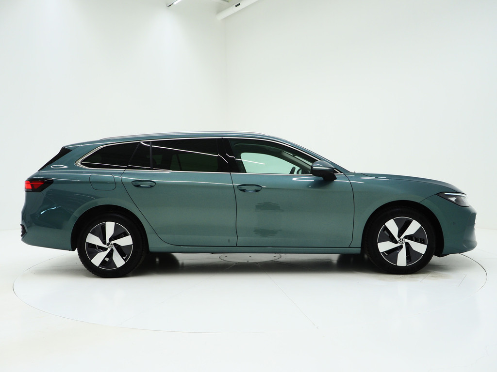 Volkswagen Passat Variant 1.5 eHybrid 204PK 9