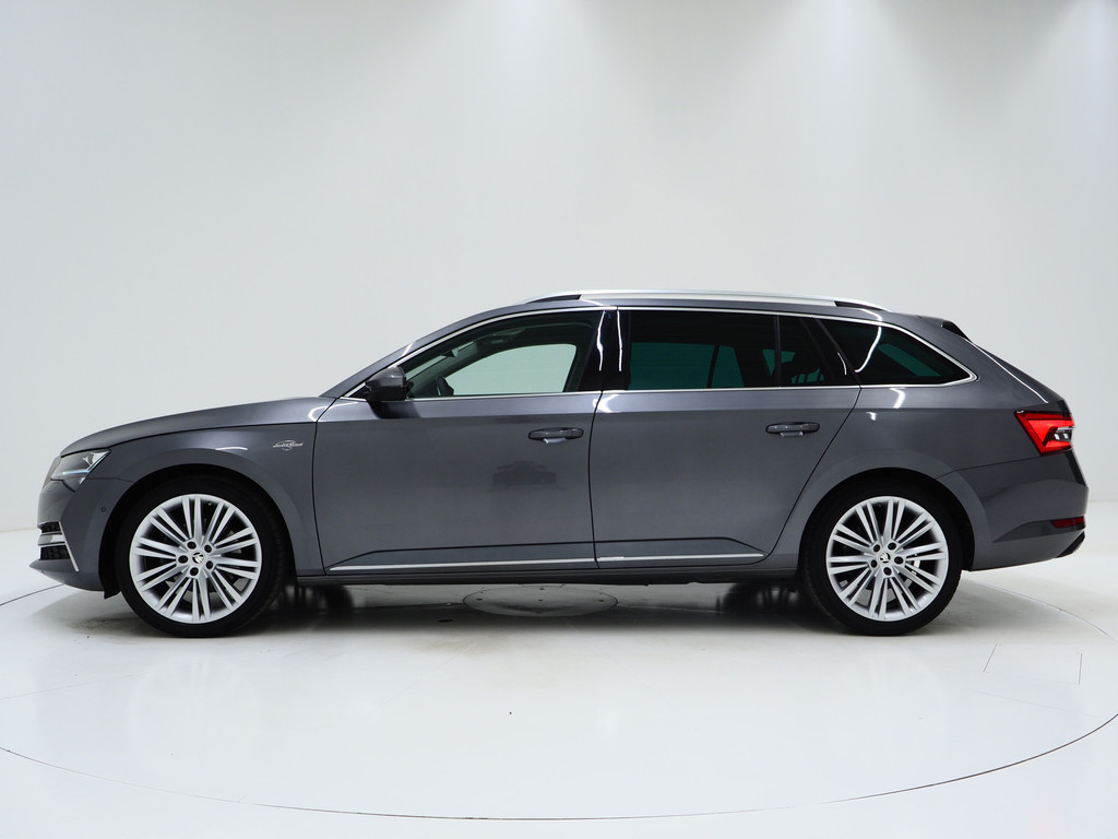Škoda Superb Combi 1.4 TSI iV Laurin & Klement 1