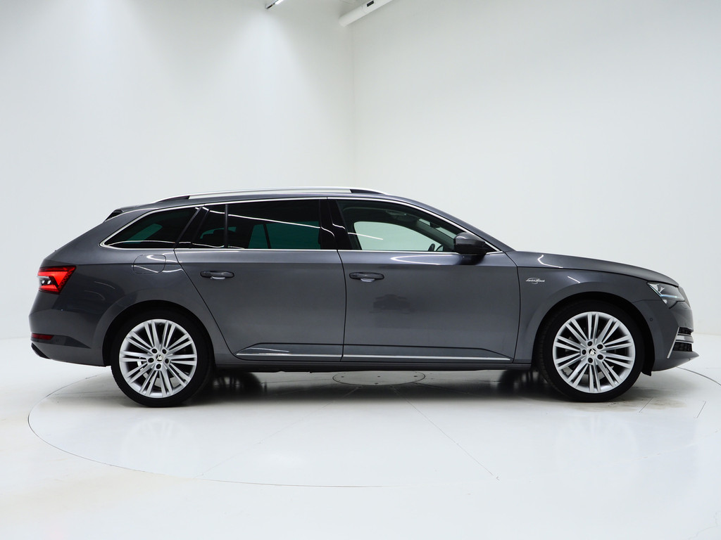 Škoda Superb Combi 1.4 TSI iV Laurin & Klement 55