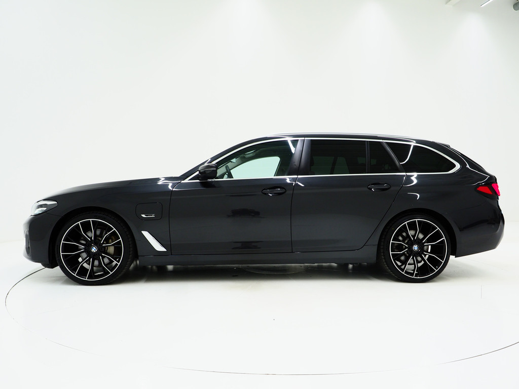 BMW 5 Serie Touring 530e 1