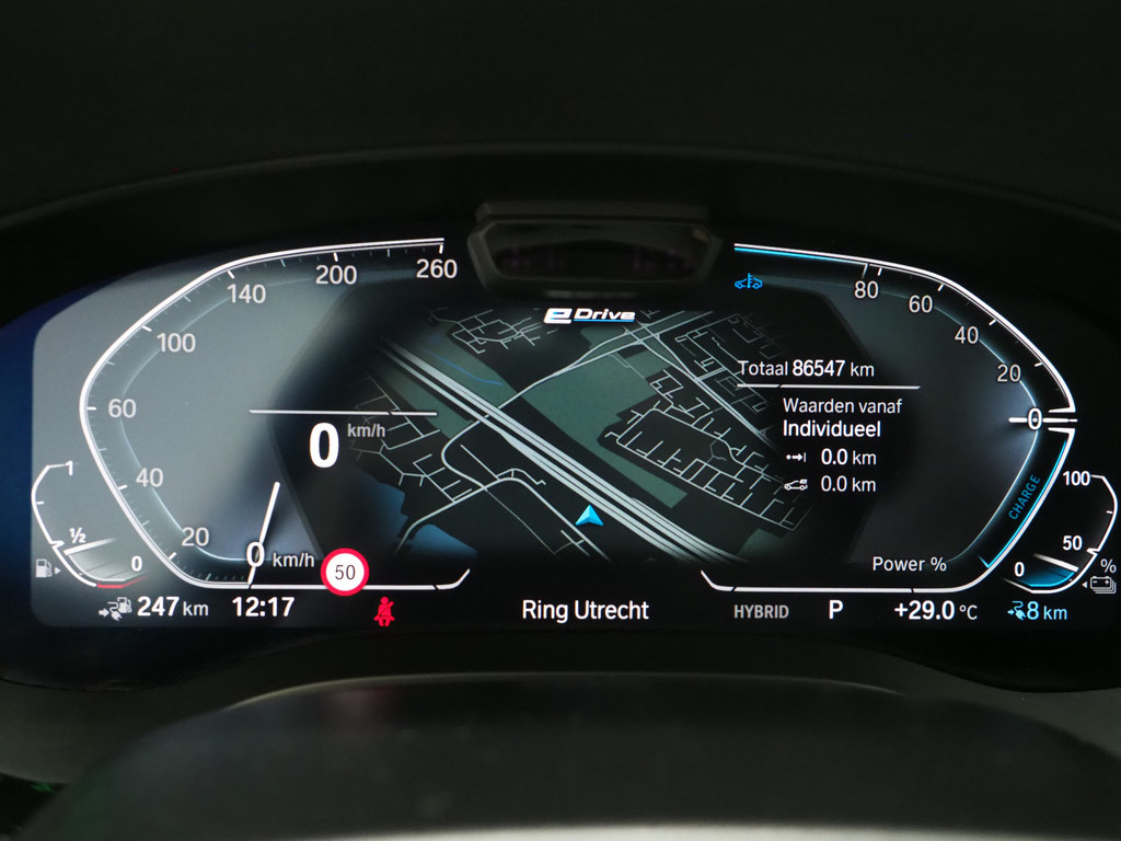 BMW 5 Serie Touring 530e 27