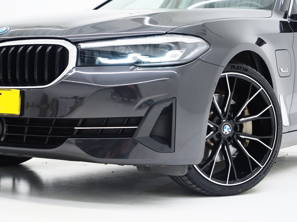 BMW 5 Serie Touring 530e 5