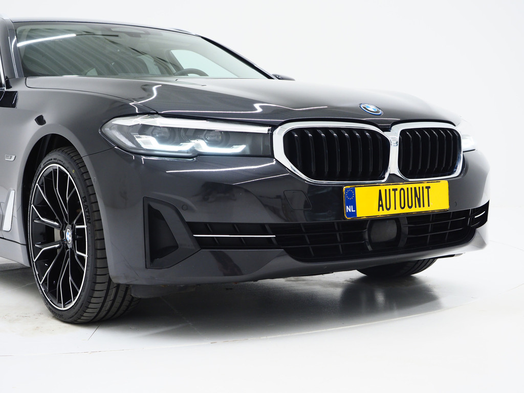BMW 5 Serie Touring 530e 52