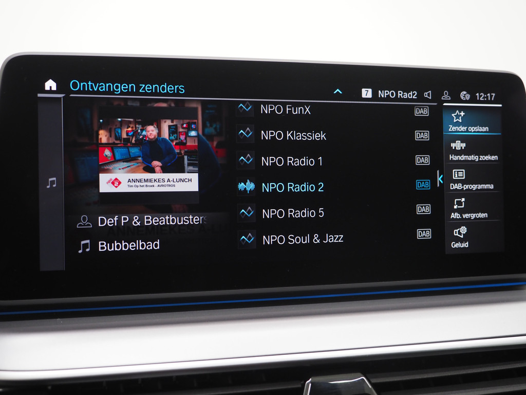 BMW 5 Serie Touring 530e 69