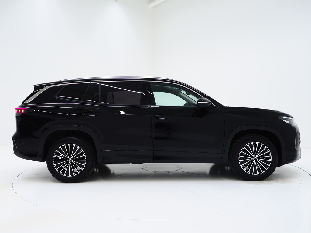 Volkswagen Tayron 1.5 eHybrid 9
