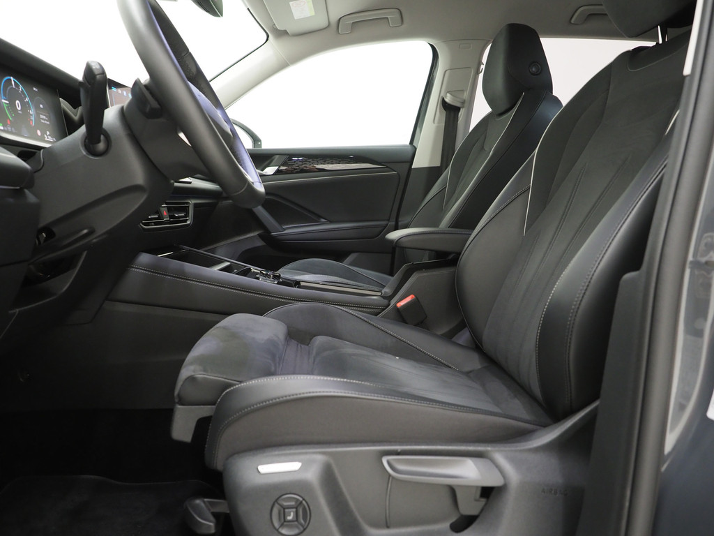 Volkswagen Tayron 1.5 eHybrid Elegance 204PK 61