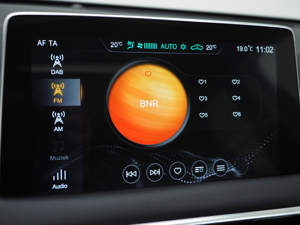MG EHS 1.5 TGDI Luxury 26