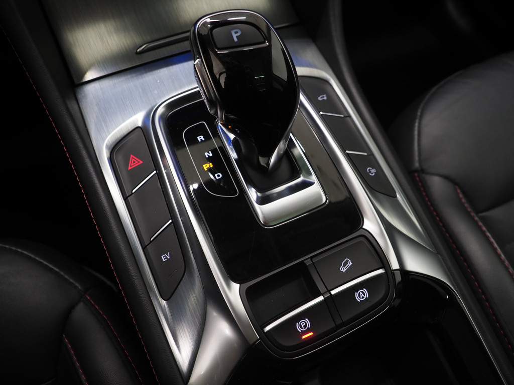 MG EHS 1.5 TGDI Luxury 32