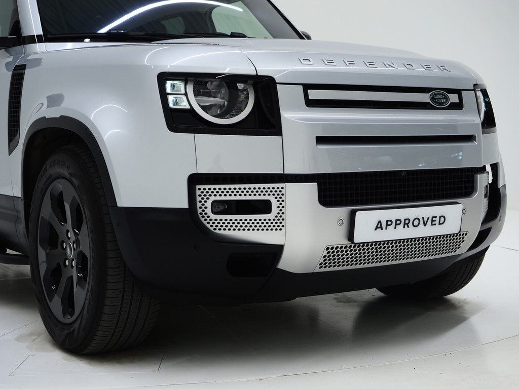 Land Rover Defender 110 2.0 P400e 110 10