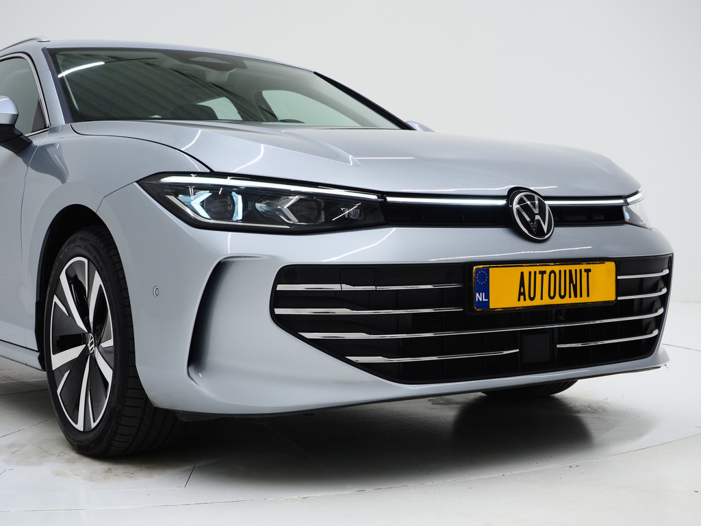 Volkswagen Passat Variant 1.5 eHybrid 204PK 11