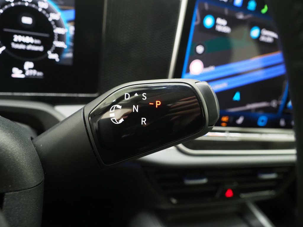 Volkswagen Passat Variant 1.5 eHybrid 204PK 24