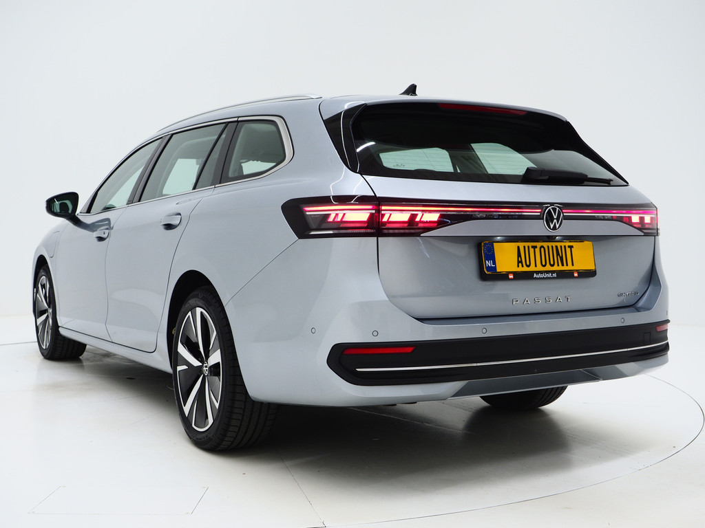 Volkswagen Passat Variant 1.5 eHybrid 204PK 44